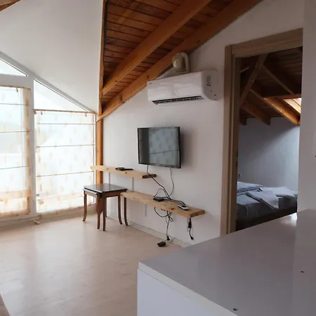 Your Charming Sea View Penthouse In *